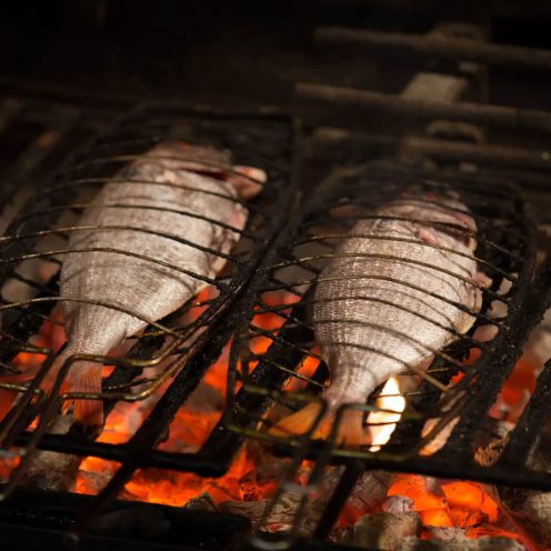 Pescados a la brasa - Qué comer en Euskadi